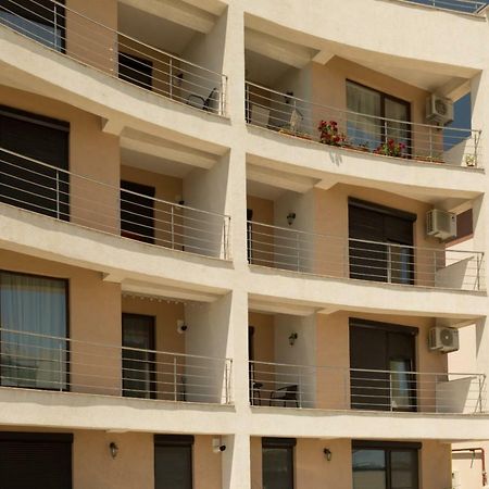 Apartament Aty Navodari Exterior photo