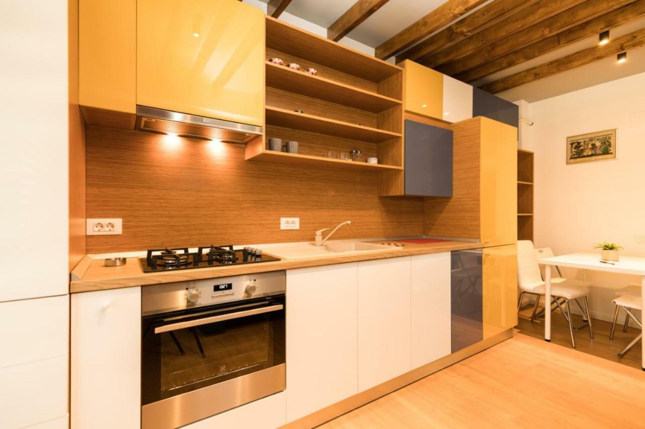 Apartament Aty Navodari Exterior photo