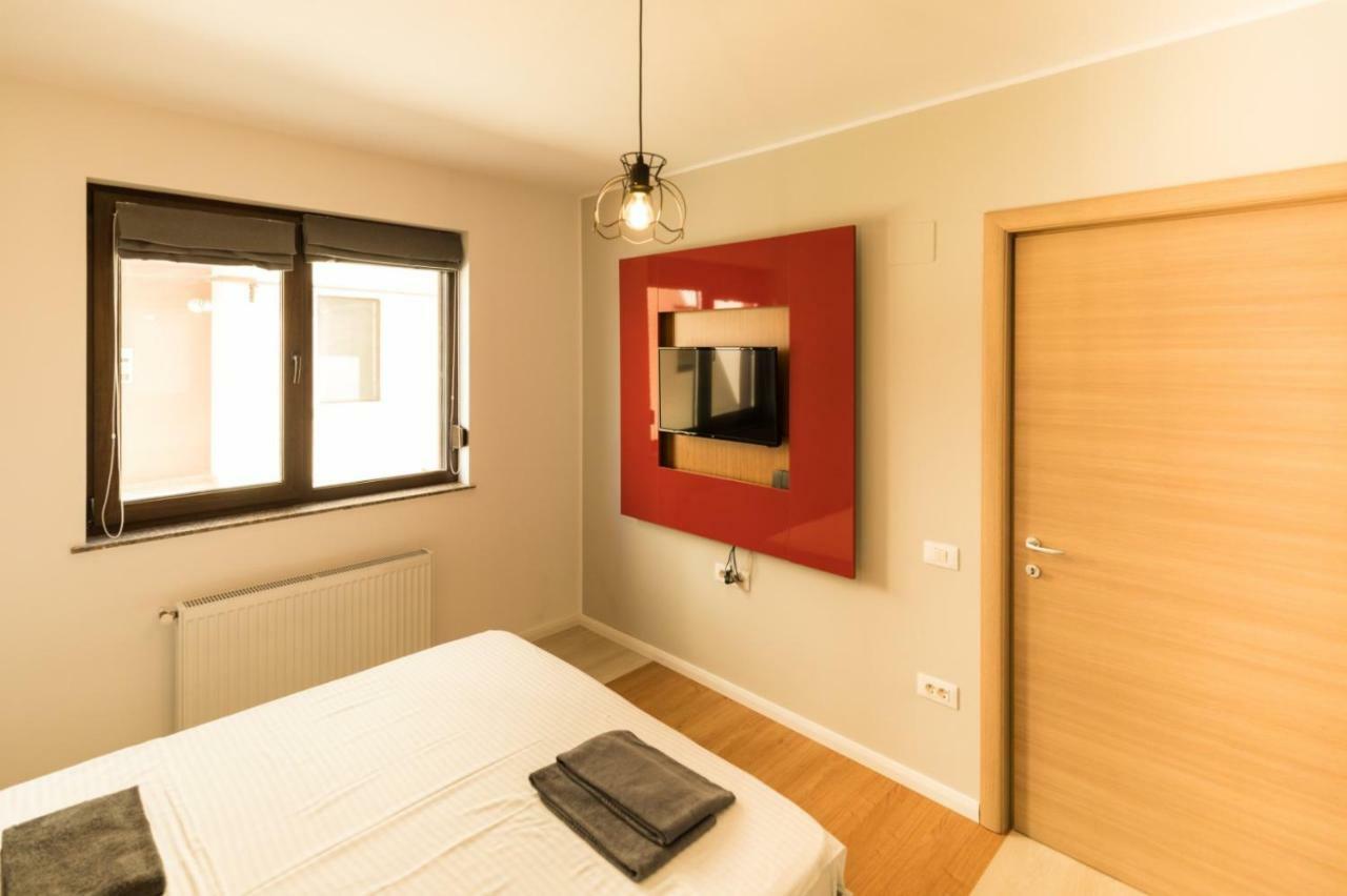Apartament Aty Navodari Exterior photo